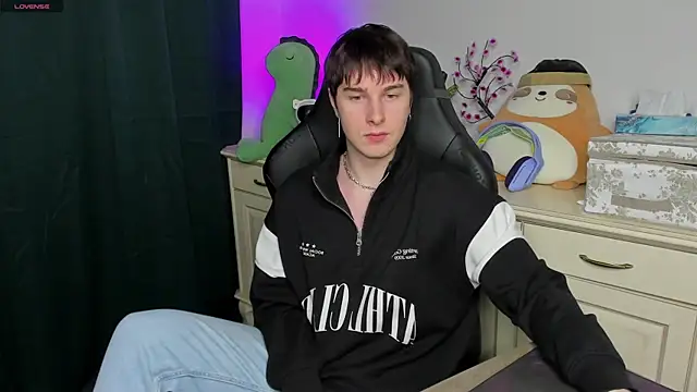 Vincent Strong online show from 8, 2, 2026