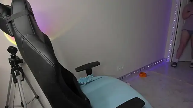 Vincent Strong online show from 17, 2, 2025