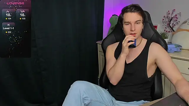 Vincent Strong online show from 2, 11, 2025