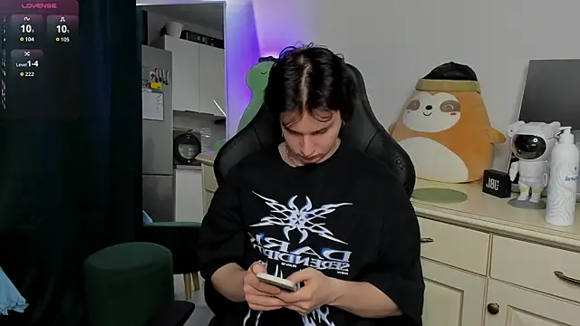 Vincent Strong online show from 11, 4, 2026