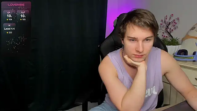 Vincent Strong online show from 10, 11, 2025