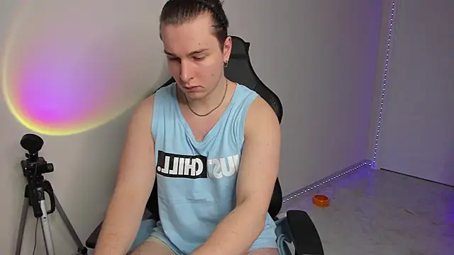 Vincent Strong online show from 16, 2, 2025