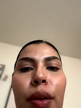 GigiiStone online show from 8, 9, 2025