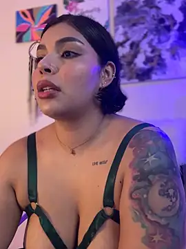 GigiiStone online show from 2, 10, 2025