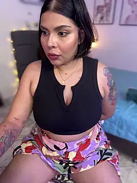 GigiiStone online show from 23, 2, 2025