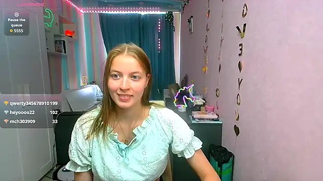 Snapshot of __Aphrodita__wow__ chatting on 20, 9, 2025 Aphrodita wow online show from 20, 9, 2025