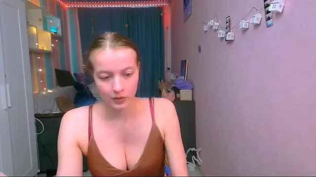 Snapshot of __Aphrodita__wow__ chatting on 22, 2, 2025 Aphrodita wow online show from 22, 2, 2025