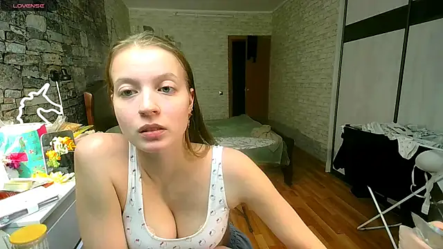   Aphrodita  wow   online show from 5, 2, 2026