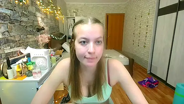Snapshot of __Aphrodita__wow__ chatting on 15, 5, 2026 Aphrodita wow online show from 15, 5, 2026