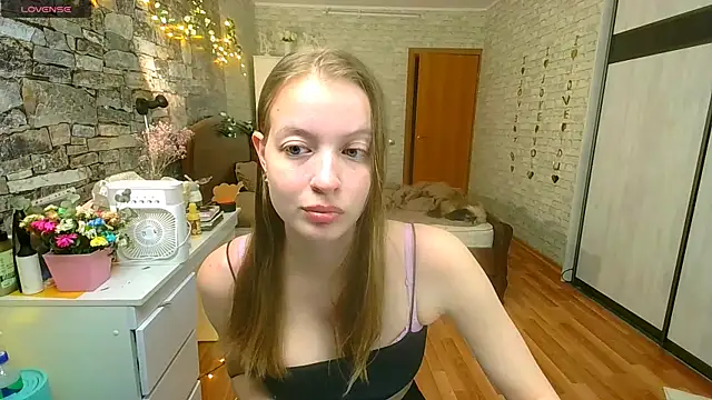 Snapshot of __Aphrodita__wow__ chatting on 10, 5, 2026 Aphrodita wow online show from 10, 5, 2026