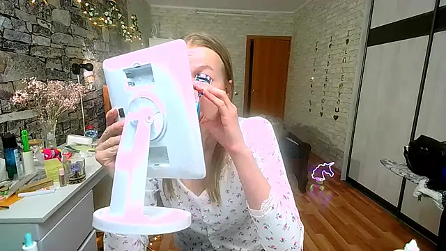   Aphrodita  wow   online show from 10, 4, 2026