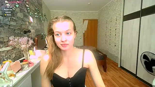   Aphrodita  wow   online show from 5, 4, 2026