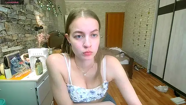 Snapshot of __Aphrodita__wow__ chatting on 11, 5, 2026 Aphrodita wow online show from 11, 5, 2026