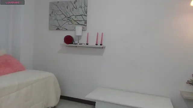 sofia perez    online show from 12, 5, 2026