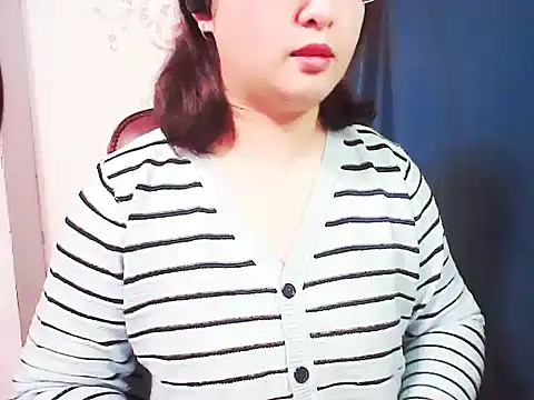 xiaorou-z online show from 6, 3, 2025