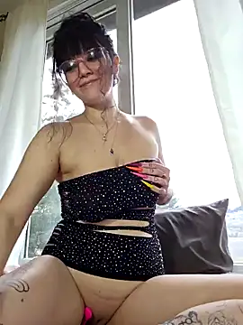 anyalikestosuck online show from 17, 1, 2025