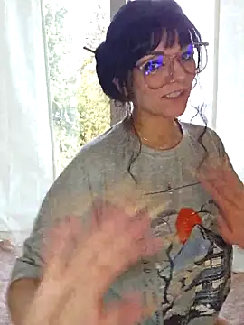 anyalikestosuck online show from 27, 2, 2025