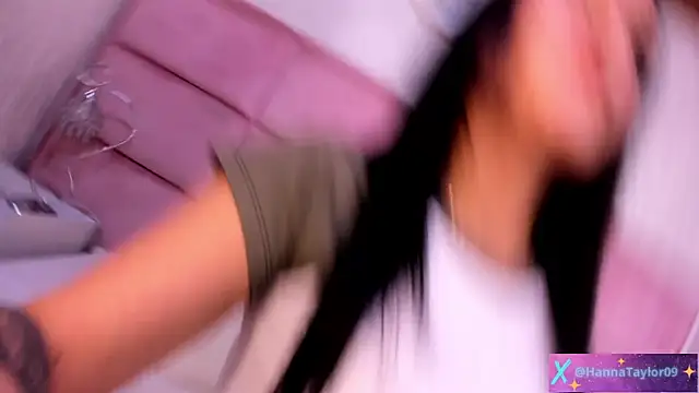 HannaTaylor online show from 7, 2, 2026