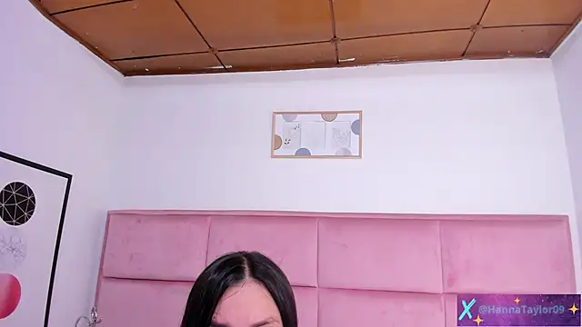 HannaTaylor online show from 20, 3, 2025