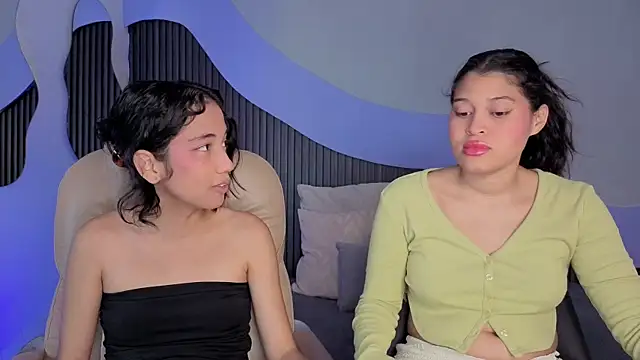 hot little bunny online show from 31, 3, 2026