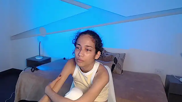 hot little bunny online show from 21, 12, 2025