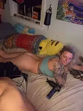 Snapshot of Terrafirma chatting on 16, 11, 2025 Terrafirma online show from 16, 11, 2025