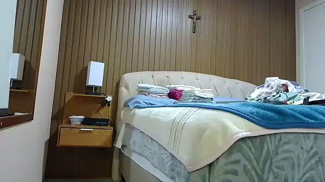 Kellynha Sweet online show from 13, 9, 2025