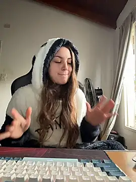 SrMonoYAlba online show from 10, 6, 2026