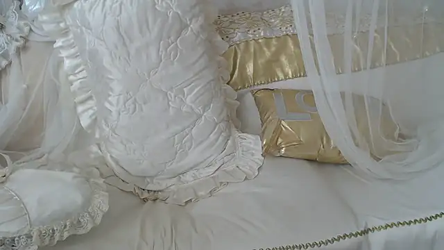 Mia-Montal777 online show from 17, 9, 2025