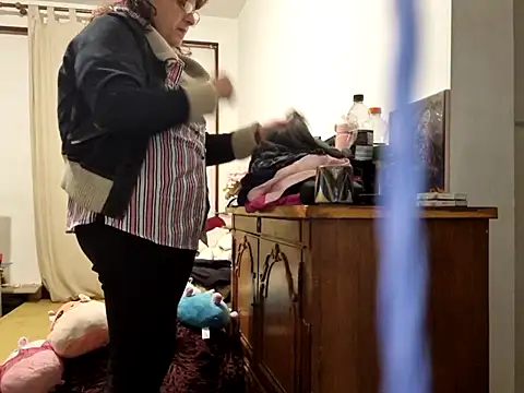 Samantha Squirtxh online show from 3, 10, 2025