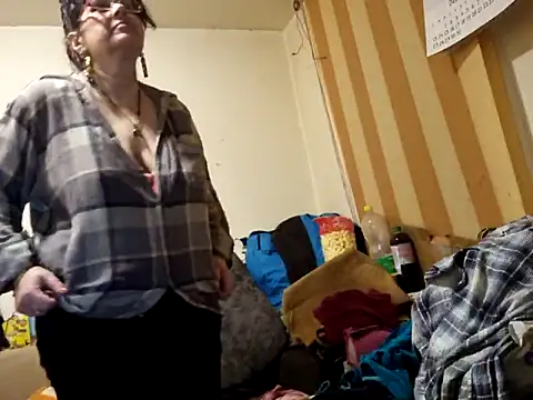 Samantha Squirtxh online show from 14, 3, 2025