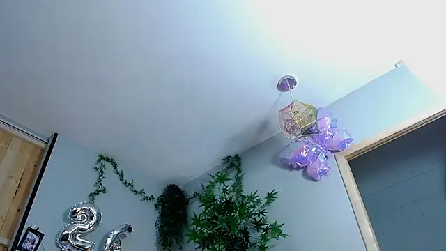 Snapshot of VickyJackson_ chatting on 17, 3, 2025 VickyJackson online show from 17, 3, 2025