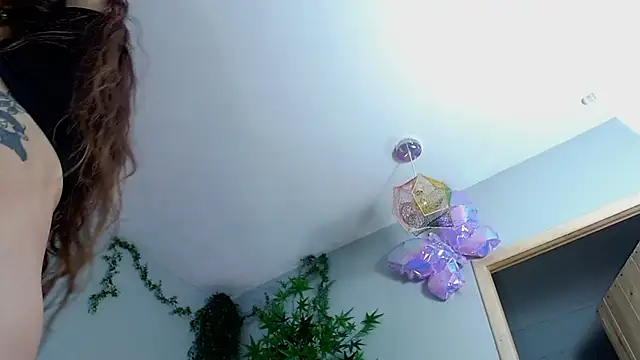 Snapshot of VickyJackson_ chatting on 19, 3, 2025 VickyJackson online show from 19, 3, 2025