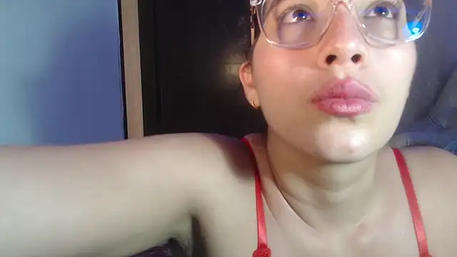 DaMikaela  online show from 23, 2, 2025