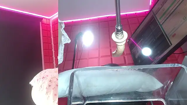 sammyEvans   online show from 6, 2, 2026