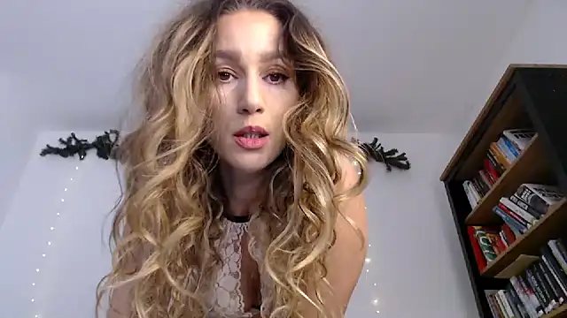 ChocoBelle online show from 11, 12, 2024