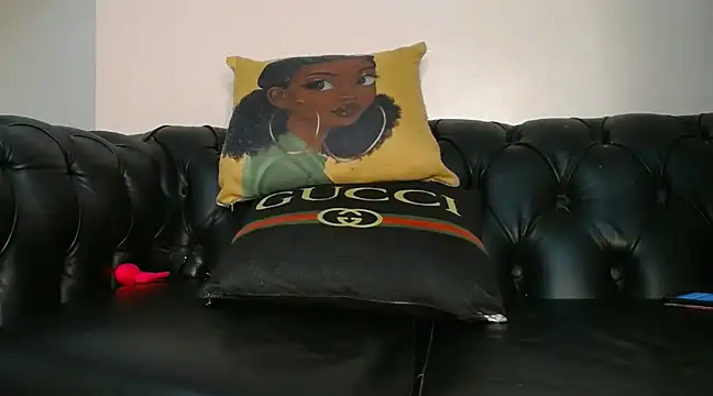 santa queenn online show from 13, 12, 2024