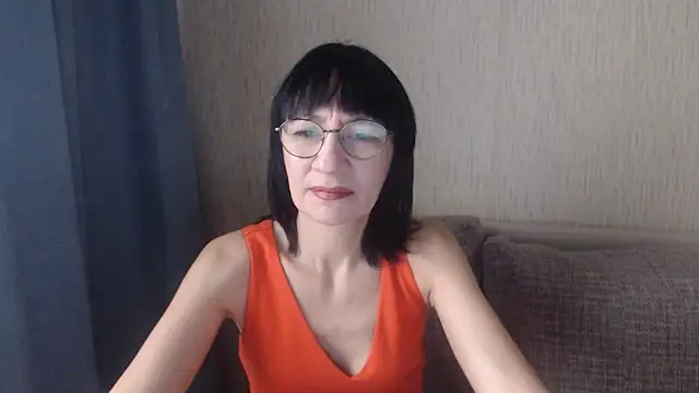 Erica95Bloom online show from 15, 10, 2025