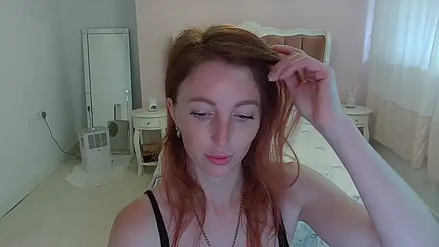Snapshot of Red_firesquirt chatting on 7, 7, 2026 Red firesquirt online show from 7, 7, 2026