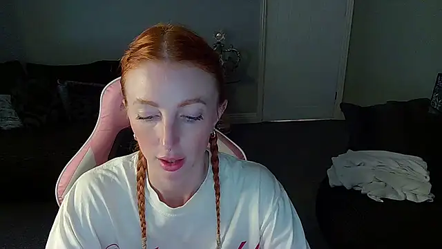 Red firesquirt online show from 19, 9, 2025