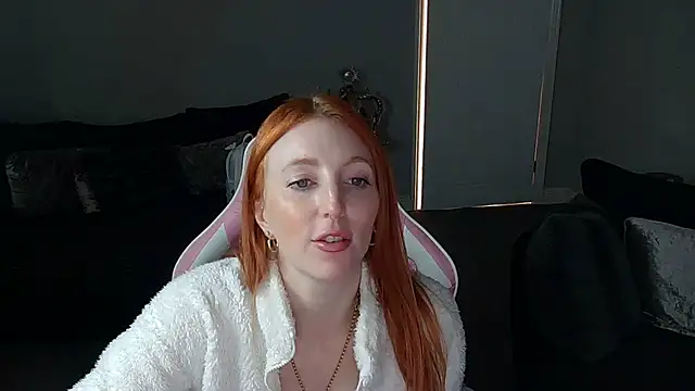 Red firesquirt online show from 18, 2, 2025