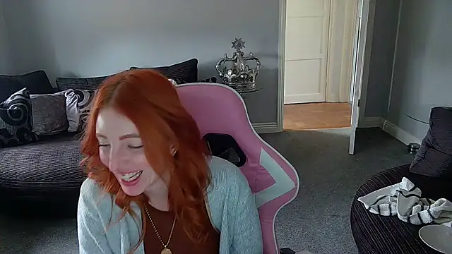 Red firesquirt online show from 21, 3, 2025