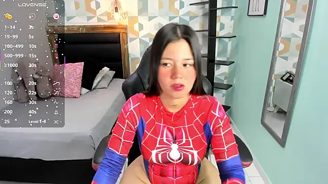 LORENADAVIES online show from 19, 5, 2026