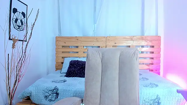 shantal rosse1 online show from 3, 11, 2025