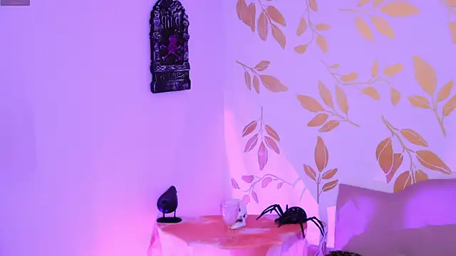 Misselektra   online show from 30, 10, 2025