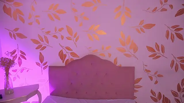 Misselektra   online show from 10, 4, 2026