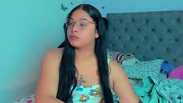 Snapshot of mabellfox chatting on 6, 3, 2025 mabellfox online show from 6, 3, 2025