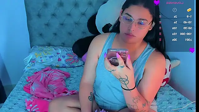 Snapshot of mabellfox chatting on 22, 9, 2025 mabellfox online show from 22, 9, 2025