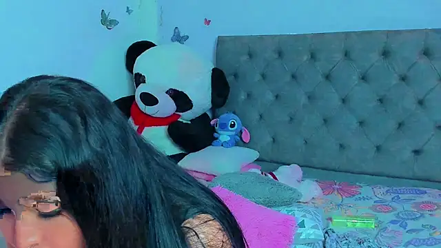 Snapshot of mabellfox chatting on 27, 2, 2025 mabellfox online show from 27, 2, 2025