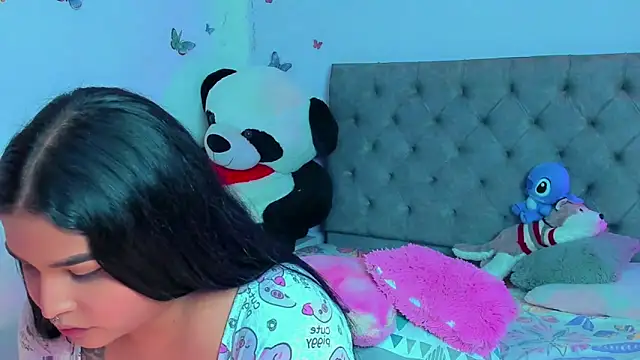 Snapshot of mabellfox chatting on 23, 2, 2025 mabellfox online show from 23, 2, 2025